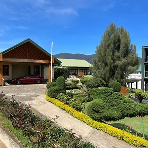 Hotel Tea Bush